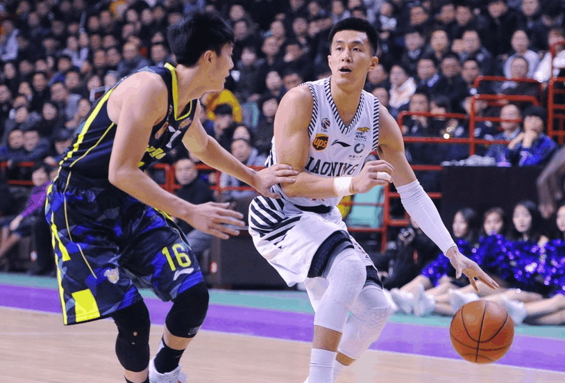 湖人绝杀马刺，郭艾伦刷新纪录