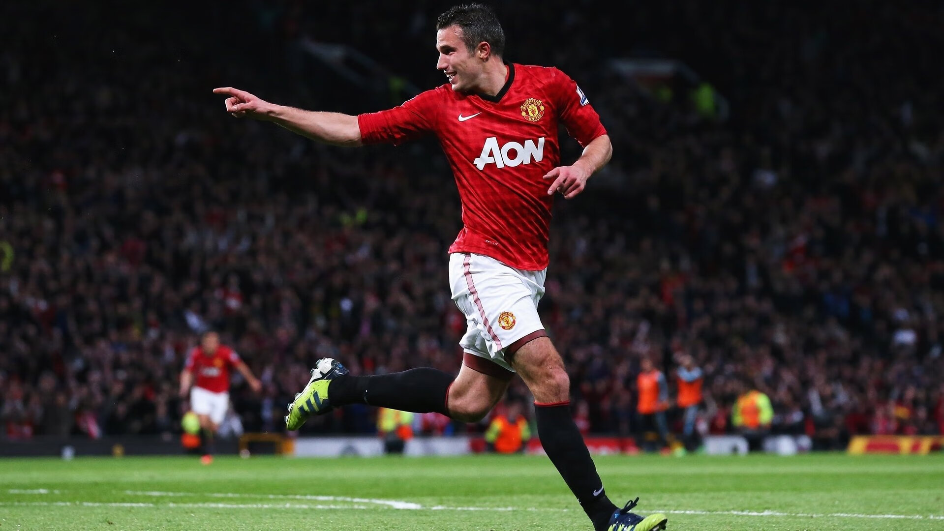 佩德里点燃绿茵,摩洛哥与那不勒斯的战术博弈,一场超越胜负的足球对话