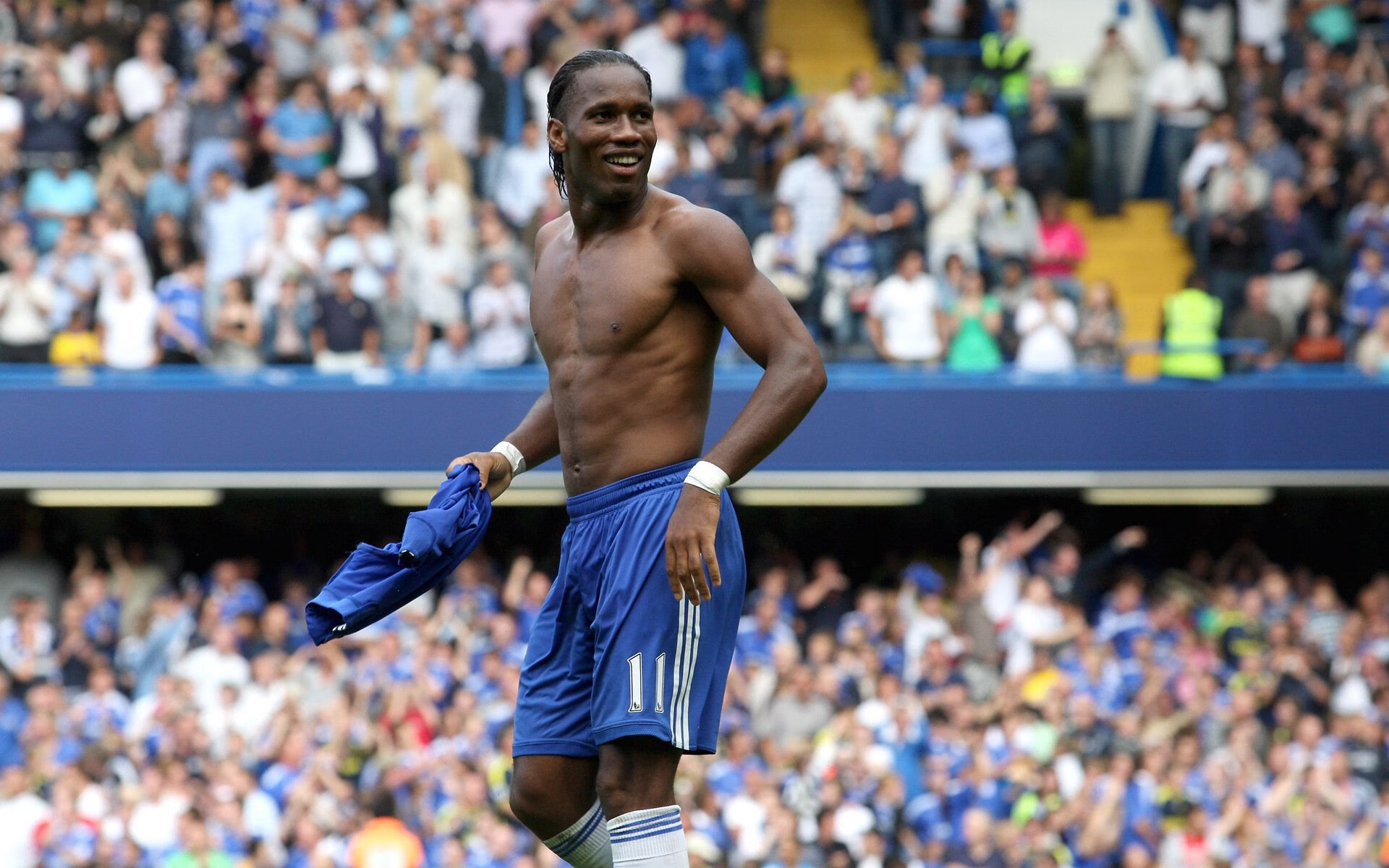 梅西的魔法，当非洲雄鹰用南美舞步啄伤高卢雄鸡