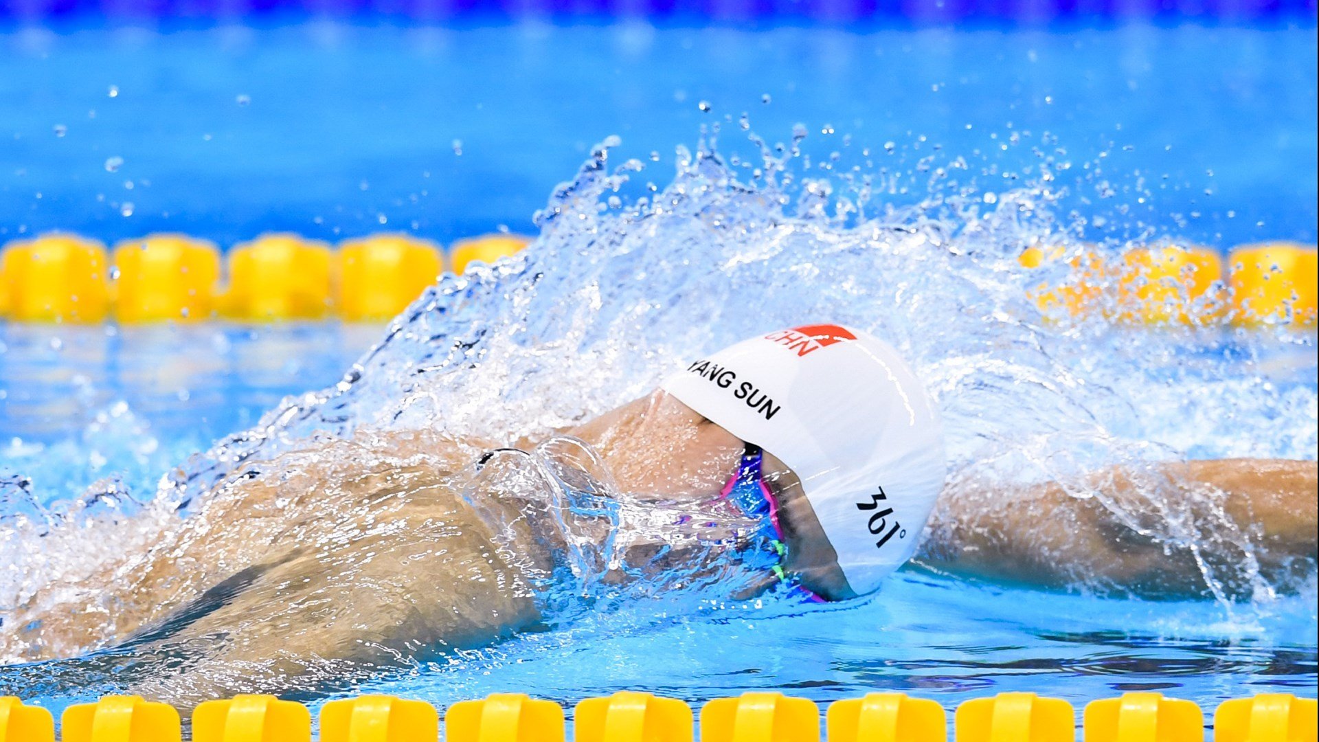 当哈兰德在NBA接管比赛，足球巨星如何用降维打击改写篮球规则