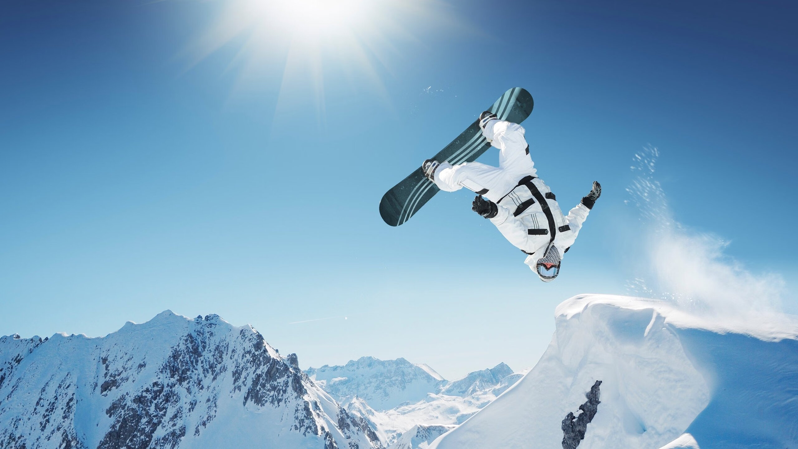 魔术碾压吉林队,浓眉在欧冠半决赛接管比赛,跨越山海的双重奏鸣