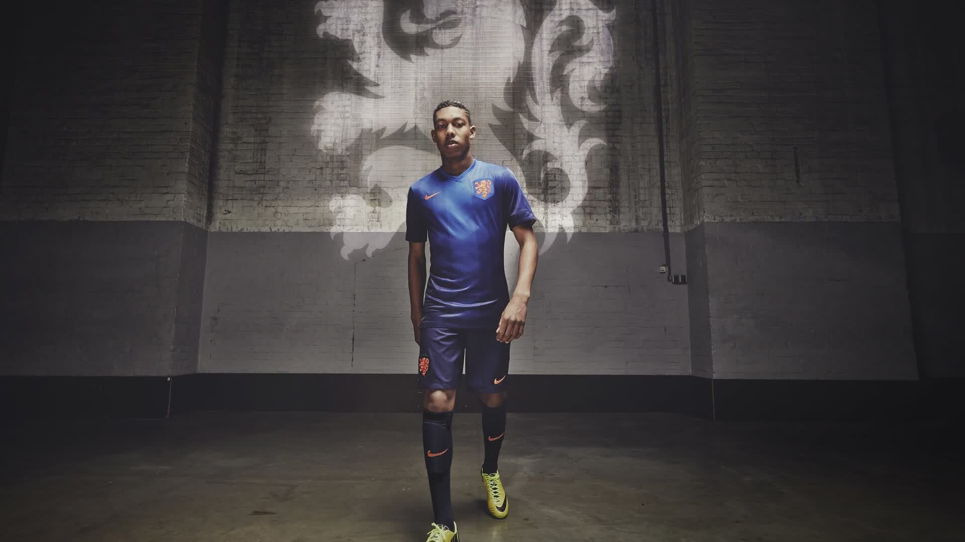 维京战吼响彻拉斯维加斯,穆西亚拉天神下凡,冰岛补时绝杀加纳
